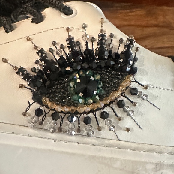 Kurt Geiger White Sneakers with Black and Green Eye Design - Picture 5 of 6